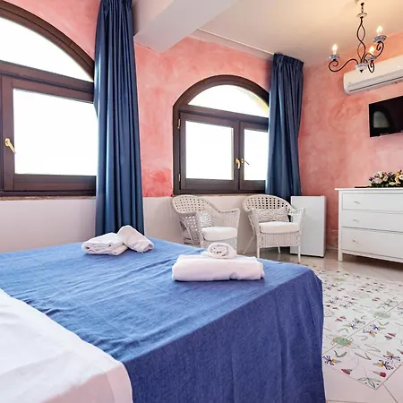 Villaggio La Maree 홀리데이파크 피시오타